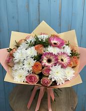 Букет цветов из:  Розы, Герберы и Хризантемы в Поселок Зверосовхоза