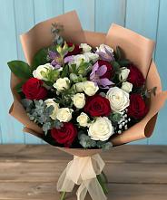 Букет цветов из:  Розы и Альстромерии в Поселок Зверосовхоза