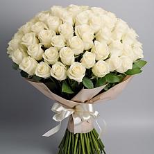 Букет 101 беля роза Белоснежка в Поселок Зверосовхоза