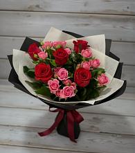Букет цветов из:  Розы в Поселок Зверосовхоза