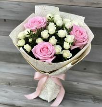 Букет цветов из:  Розы в Поселок Зверосовхоза