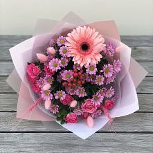 Букет цветов из:  Розы, Герберы и Хризантемы в Поселок Зверосовхоза