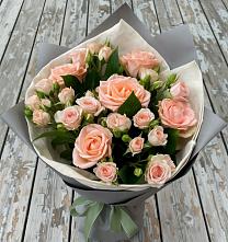 Букет цветов из:  Розы в Поселок Зверосовхоза