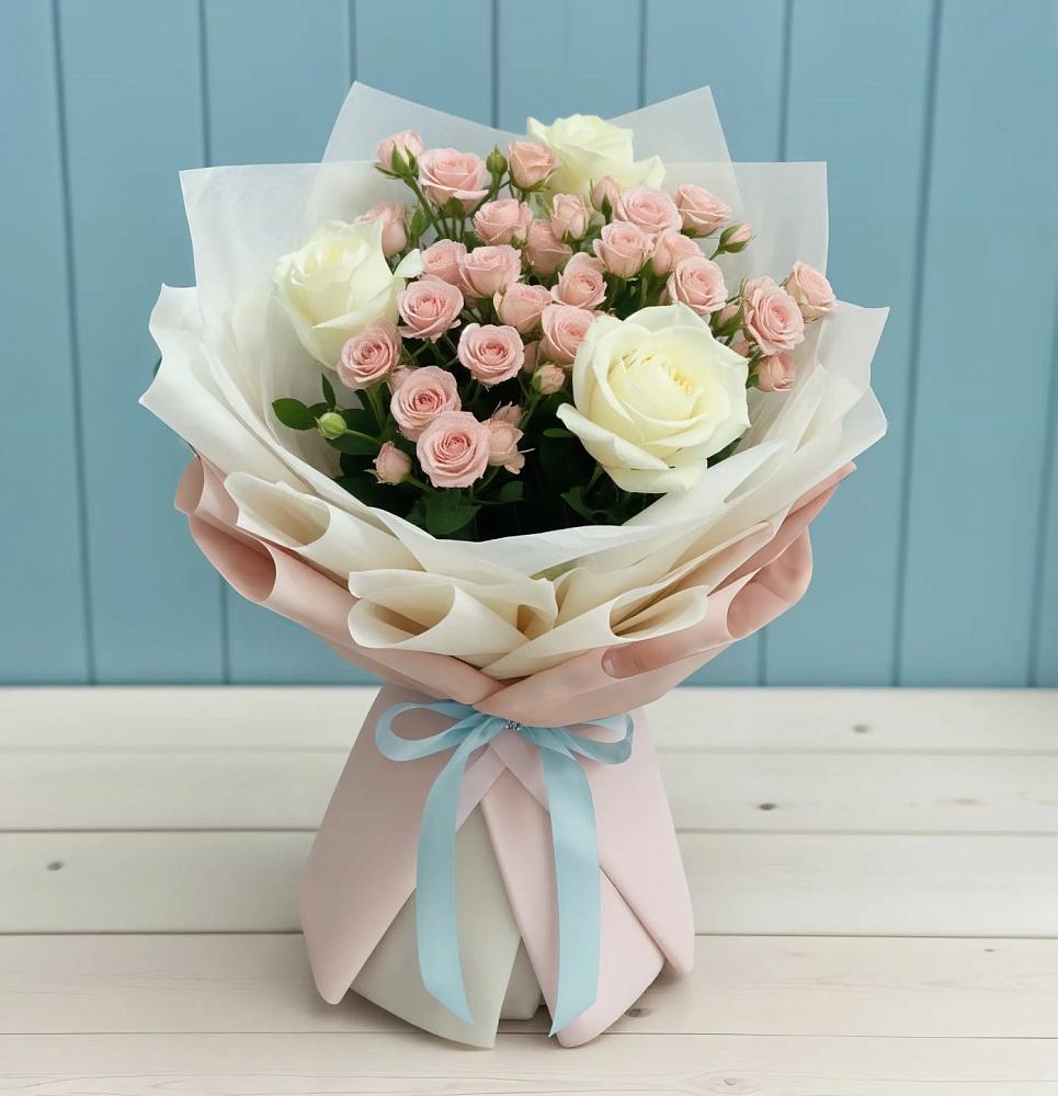 Букет цветов из: Розы в Поселок Зверосовхоза