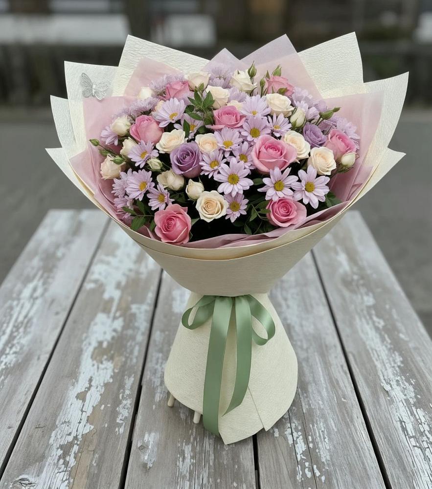 Букет цветов из: Розы и Хризантемы в Поселок Зверосовхоза